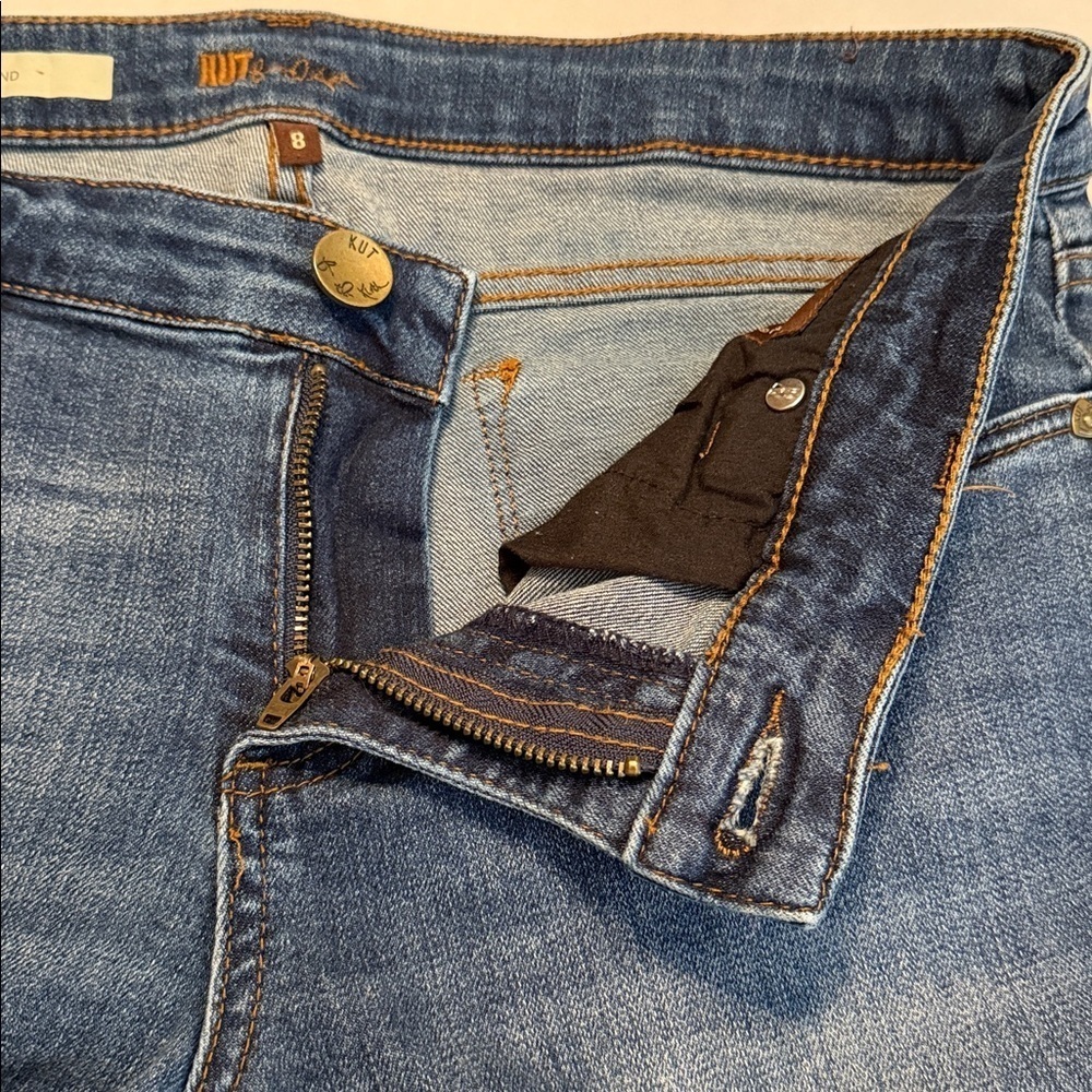 Kut From The Kloth Catherine Boyfriend Distressed Mid-rise Blue Jeans Size 8 - Picture 6 of 10